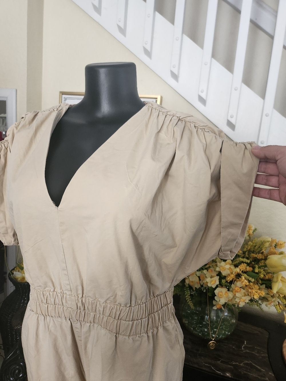 ENDLESS ROSE Ruched Shoulder Romper size S - Picture 4 of 7